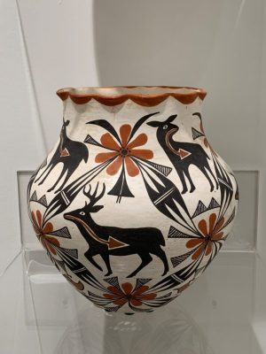Spirits of Earth and Fire: Pueblo Pottery from The Hilbert Collection